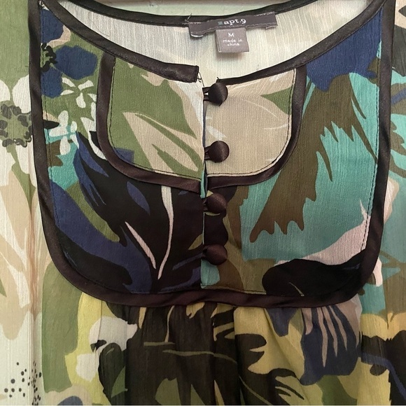 Apt. 9 Womens Size Medium Flutter Sleeve Ruching Hem Camo Tropical Blouse - Picture 7 of 8